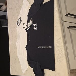 Under Armour T-shirt